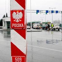 Польша отказала в статусе беженцев 2 тысячам украинцев