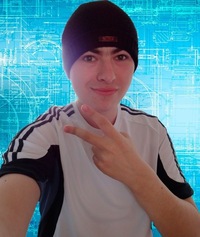 Максим Зубов