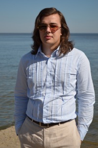 Антон Сафонов