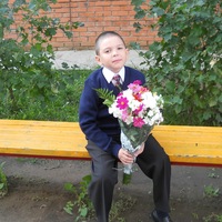 Максим Николаев
