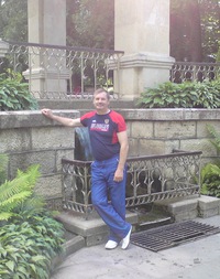 Александр Белоцкий