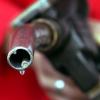 Бензин в России стал стоить больше 30 руб