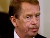 Вацлав Гавел увидел в России и Белоруссии «новые разновидности авторитарных режимов»