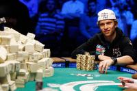 22-х летний датчанин Питер Истгейт - победитель международного чемпионата по покеру (приз - 9,15 миллиона долларов)