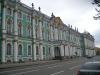 Петербуржцы выберут цвет Эрмитажа