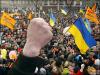 В Украине оппозиция требует отставки президента и премьера