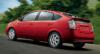 Toyota снижает цены на текущую модель Prius