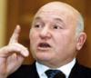 Юрий Лужков предложил отобрать у олигархов «оборонку»