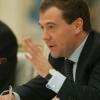 Дмитрий Медведев предложил уволить всех запятнавших честь мундира милиционеров