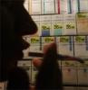 В России хотят запретить продажу сигарет около касс супермаркетов и в уличных киосках