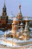 Нестоличные россияне не любят москвичей, но жить в Москве не против!
