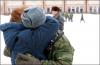 Две трети российских родителей не пустят детей в армию