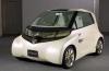 Toyota показала электромобиль без руля и педалей