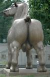 Конь с яйцами в нечеловеческую величину украсил Воронеж