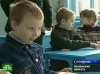 Учителя усыновляют детей, чтобы спасти школу