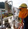 США: новый шеф Chevron не намерен вступать в гонку по добыче сланцевого газа. "Цена вопроса слишком высока, чтобы привлечь необходимые инвестиции.  Мы не видели отдачи"