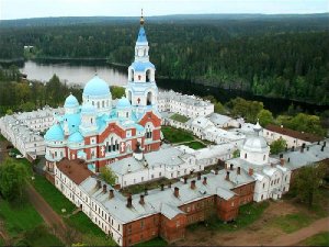 "Мне стыдно идти в храм". Заметка