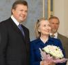 Янукович на встрече с Клинтон величал её «генеральным секретарем» (А госсекретарь США, в свою очередь, заранее поздравила его с днем рождения)
