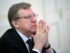 Кудрин: кто курит и пьет - больше других поможет государству