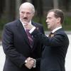 Медведев заблогировал критику Лукашенко