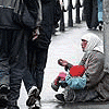 Россияне подозрительны даже к тем, кто просит милостыню на паперти