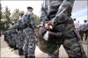 ОМОНовцев, вчетвером ни за что избивших пришедшего на концерт парня, отправили под суд