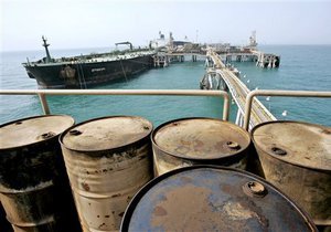 Мировые цены на нефть возобновили рост: $140 за баррель в 2012?