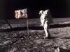 На кусок «лунного флага» США не нашлось покупателей