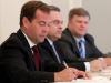 Медведев предложил ограничить политическую монополию в Госдуме