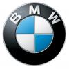 В Новгороде маляры покрасили в розовый цвет неудачно припарковавшуюся BMW