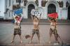 Femen разделись у храма Христа Спасителя
