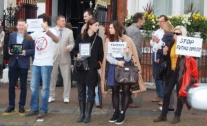 РУССКИЙ МИТИНГ В ЛОНДОНЕ «НЕТ НАСИЛИЮ ПРОТИВ МИРНЫХ ДЕМОНСТРАНТОВ!»