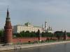 Кремль возвращает на политическое поле лидеров псевдооппозиции, репрессируя настоящих оппозиционеров