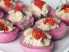 В палестинском посёлке курица регулярно начала нести фиолетовые яйца.