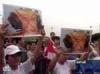 В Китае участники антияпонской демонстрации напали на машину посла США