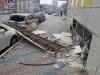 Фасад отремонтированного к саммиту АТЭС дома обрушился из-за ветра