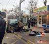 Женщина за рулем Honda CRV снесла остановку. Трое пешеходов скончались на месте, еще 2 ранены