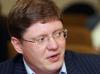 Единоросс Исаев от имени депутатов Госдумы отказался усыновлять детей