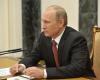 В.Путин поручил представить закон о смешанной системе выборов
