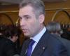 Российские защитники прав детей попросили президента Франции Франсуа Олланда запретить въезд в страну омбудсмену Павлу Астахову