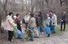 Полтавские чиновники убрали мусор за «свиньями»