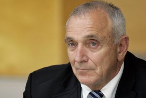 Граждан Израиля начинают разоружать