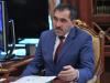 Президент России Владимир Путин принял досрочную отставку главы Ингушетии Юнус-Бека Евкурова и назначил его исполняющим обязанности до выборов.