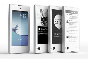 [Не реклама] Российский смартфон с двумя экранами поступил в продажу