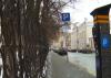 Предприниматели скупают у инвалидов права на бесплатную парковку в Москве