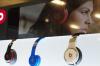 Apple купила производителя наушников Beats за 3 миллиарда долларов