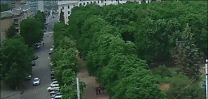 После авианалета в центре Луганска нашли неразорвавшиеся кассетные бомбы