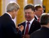 Порошенко накрылся «голубой каской» (Украинский президент просит срочно направить в Донбасс загадочную «гражданскую полицейскую миссию ООН»)