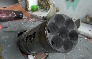 Силовики при обстрелах Донбасса используют американские ракетыЭкспериментальные снаряды начинены отравляющими веществами и мелкими иглами.