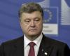 Порошенко пообещал объявить о прекращении огня в пятницу
